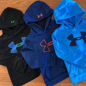 Boys YXS Under Armour Hooded Sweatshirts
